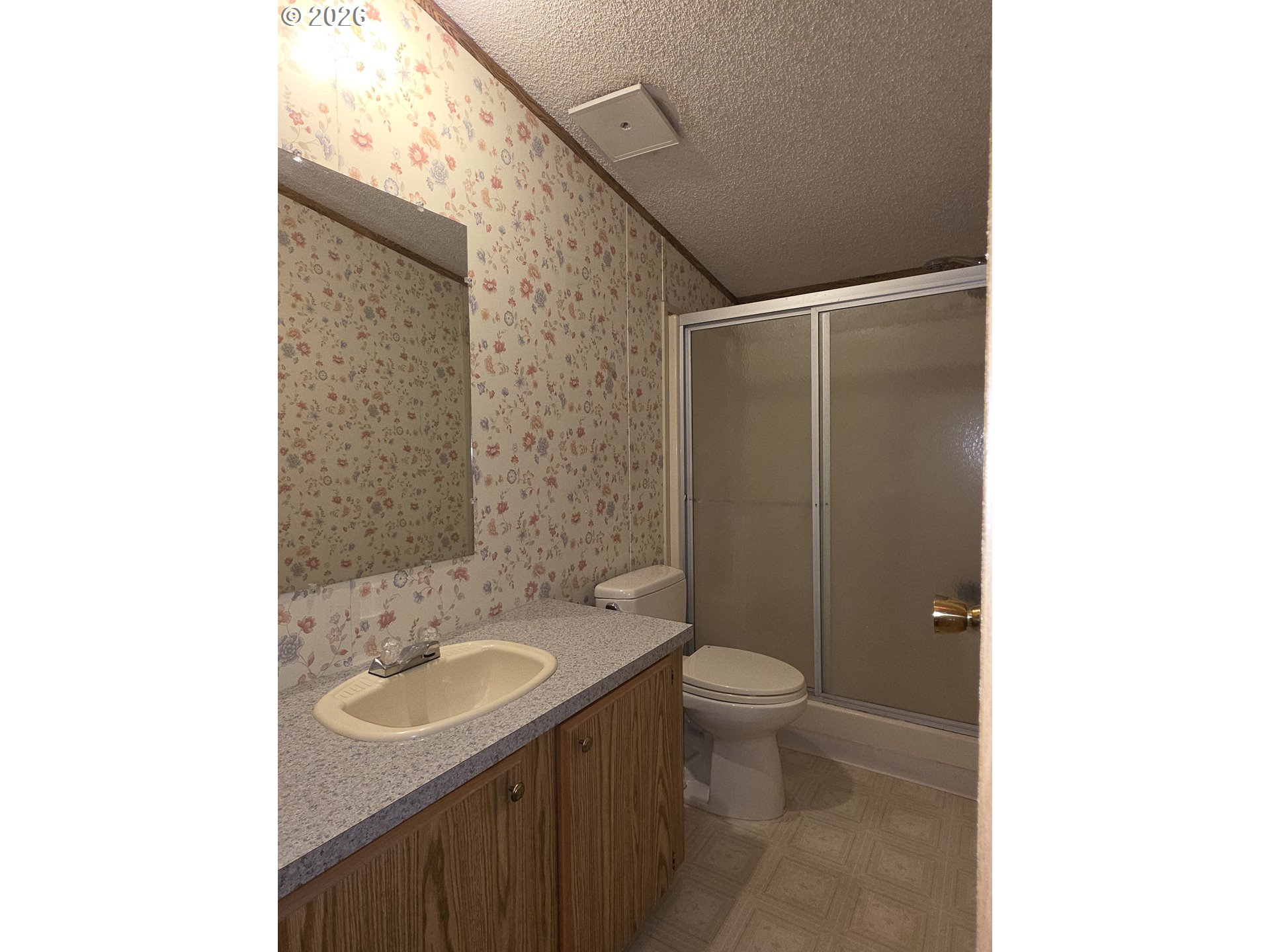 13115 Southeast Foster Road, Unit 32 Portland, OR 97236 - Photo 23 of 30