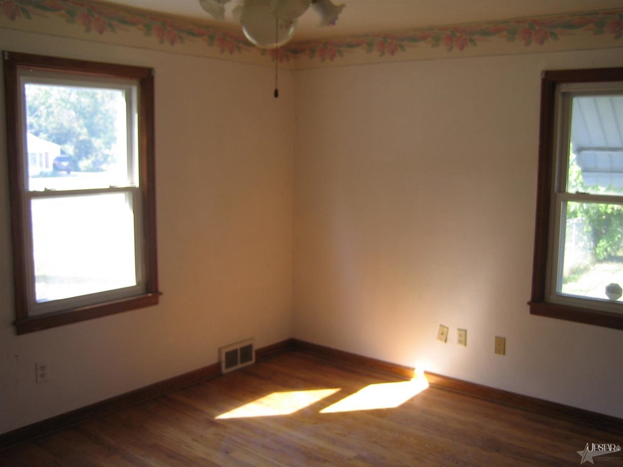 1523 East Paulding Road Fort Wayne, IN 46816 - Photo 5 of 10