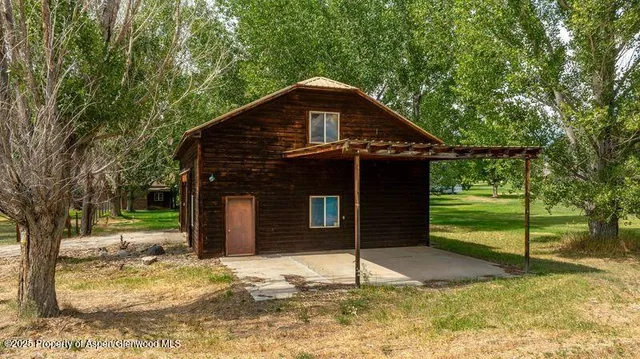 $980,000 | 3724 County Road 214, Silt, CO 81652