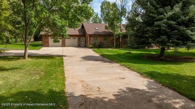 $980,000 | 3724 County Road 214, Silt, CO 81652