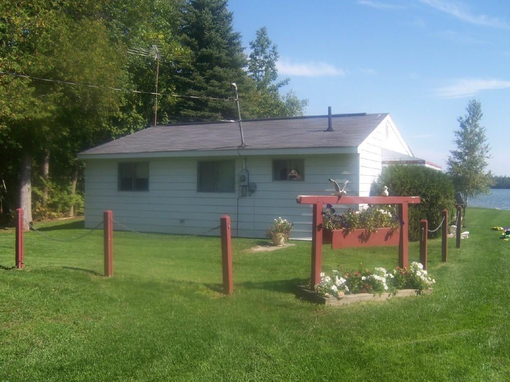 19584 Evergreen Road Presque Isle, MI 49777 - Photo 2 of 12 Gallery Image 2