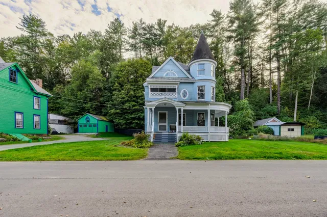 $530,000 | 48 Fairview Terrace, Hartford, VT 05001