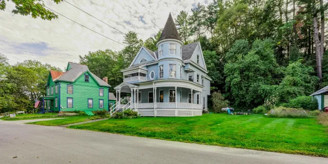 $530,000 | 48 Fairview Terrace, Hartford, VT 05001