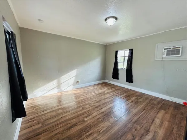 $900 | 553597 Highway 1, Unit 8, Hilliard, FL 32046