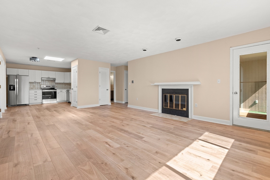9 Thomas Street, Unit C2 Saugus, MA 01906 - Photo 12 of 31