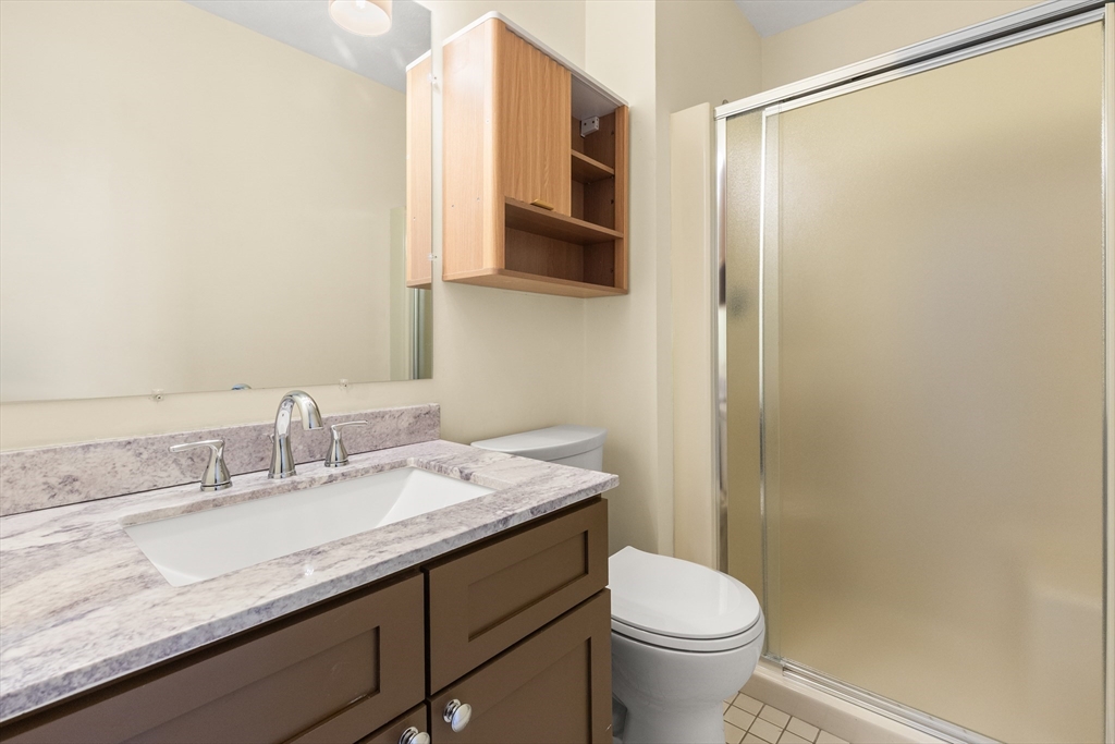 9 Thomas Street, Unit C2 Saugus, MA 01906 - Photo 20 of 31