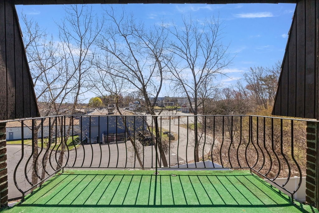 9 Thomas Street, Unit C2 Saugus, MA 01906 - Photo 27 of 31