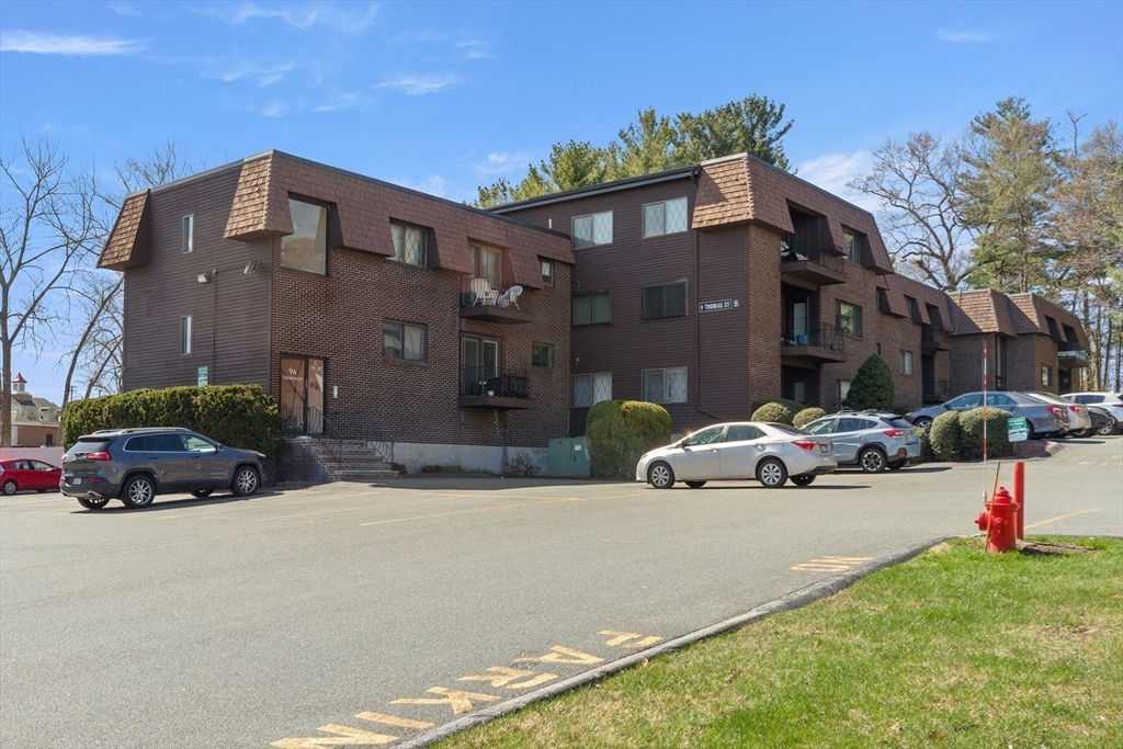 9 Thomas Street, Unit C2 Saugus, MA 01906 - Photo 5 of 31