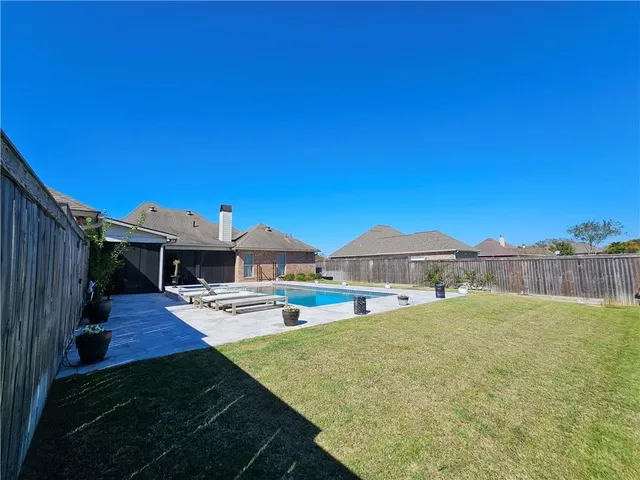 $699,900 | 6713 Taylor Oaks Lane, Alexandria, LA 71301