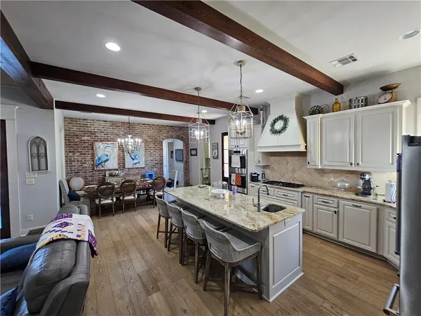 $675,000 | 6713 Taylor Oaks Lane, Alexandria, LA 71301