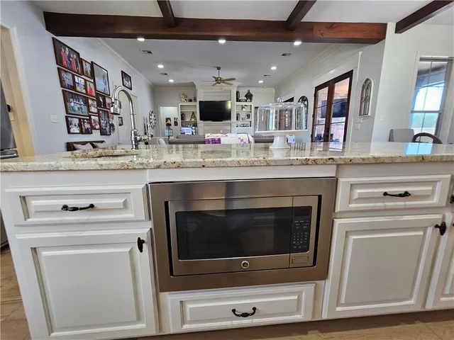 $699,900 | 6713 Taylor Oaks Lane, Alexandria, LA 71301