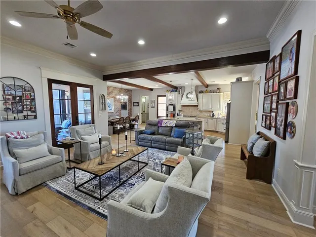 $699,900 | 6713 Taylor Oaks Lane, Alexandria, LA 71301