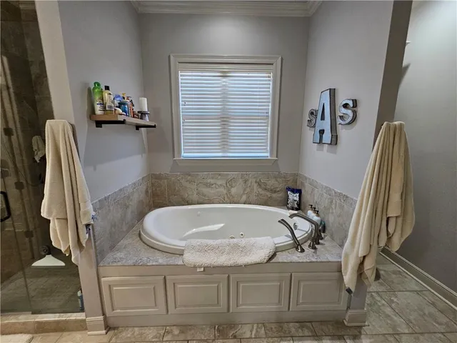 $699,900 | 6713 Taylor Oaks Lane, Alexandria, LA 71301