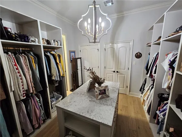 $675,000 | 6713 Taylor Oaks Lane, Alexandria, LA 71301