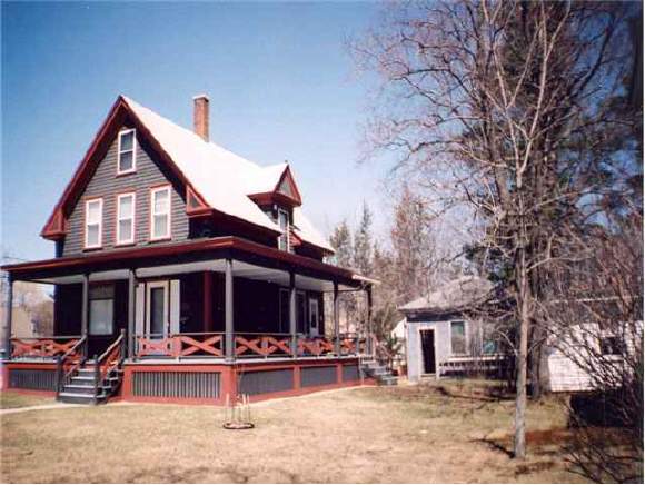 215 North Main Street Rochester, NH 03867 - Photo 1 of 4