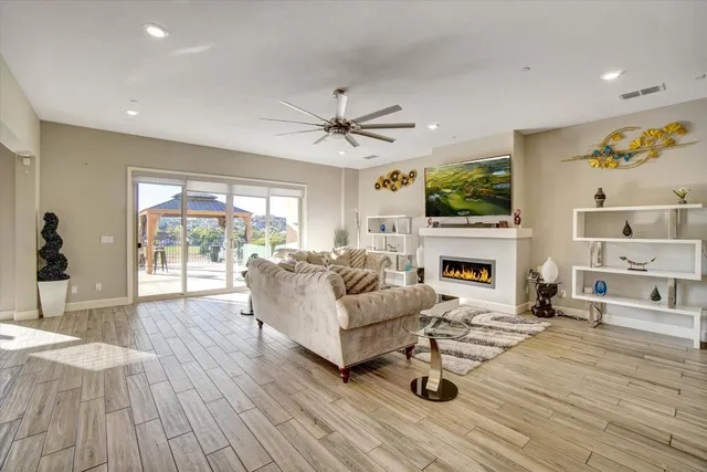 $1,350,000 | 5238 Aspen Meadows Drive, El Dorado Hills, CA 95762