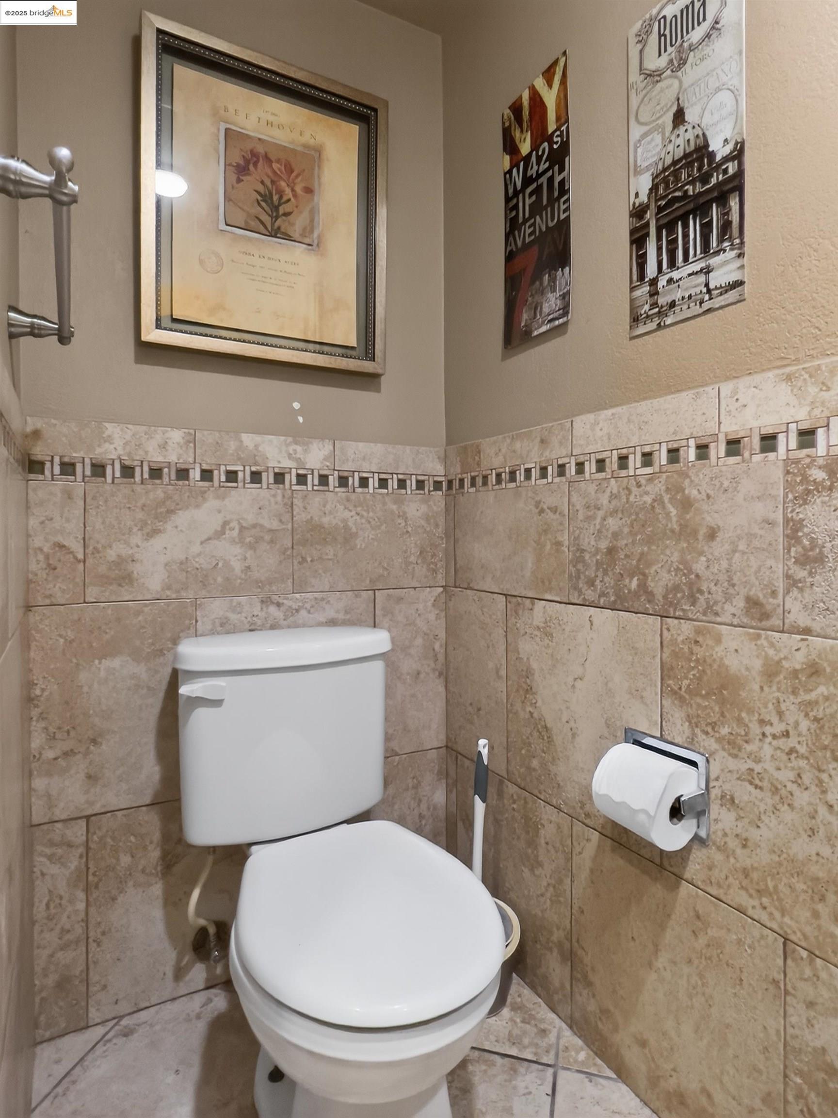 2322 Peachtree Circle Antioch, CA 94509 - Photo 30 of 43 a bathroom with a toilet and a shower