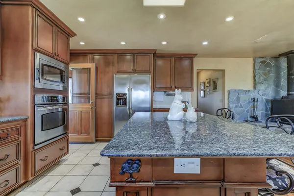 $2,350,000 | 644-705 Pit River Canyon Road, McArthur, CA 96056