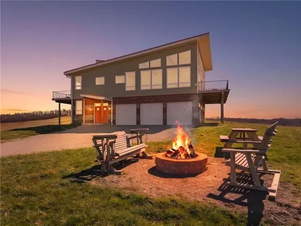 $849,900 | 1029 Hoffman Road, Smithton, PA 15479