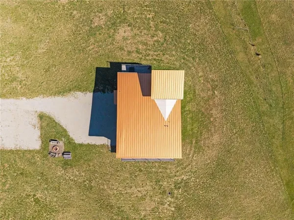 $849,900 | 1029 Hoffman Road, Smithton, PA 15479