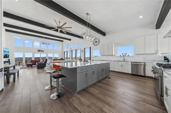 $849,900 | 1029 Hoffman Road, Smithton, PA 15479