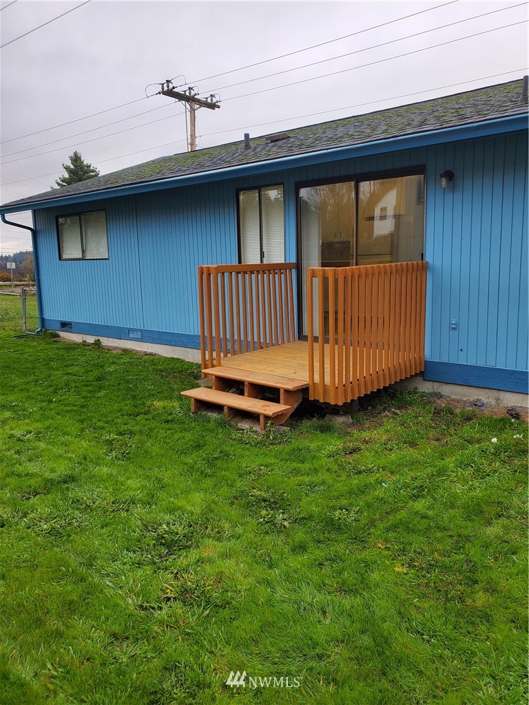 2728 Pine Road Northeast Bremerton, WA 98310 - Photo 6 of 21 a view of a backyard with a garden