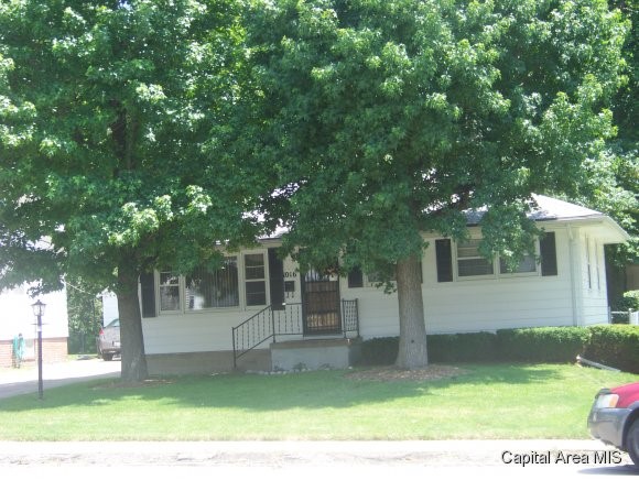 1016 North Rutledge Street Springfield, IL 62702 - Photo 1 of 1