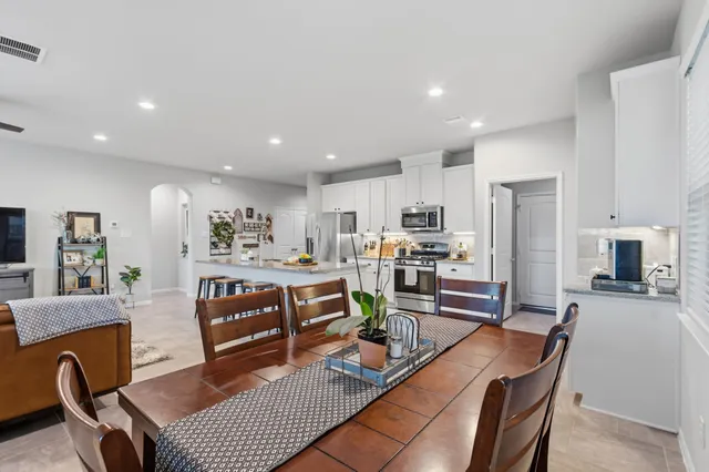 $413,877 | 123 Covington Court, Tomball, TX 77375