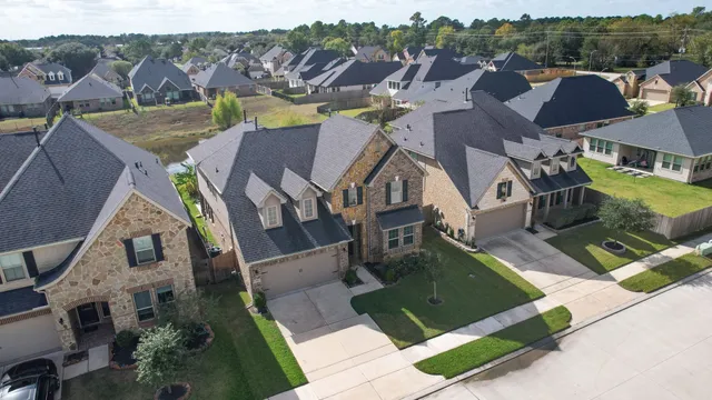 $413,877 | 123 Covington Court, Tomball, TX 77375