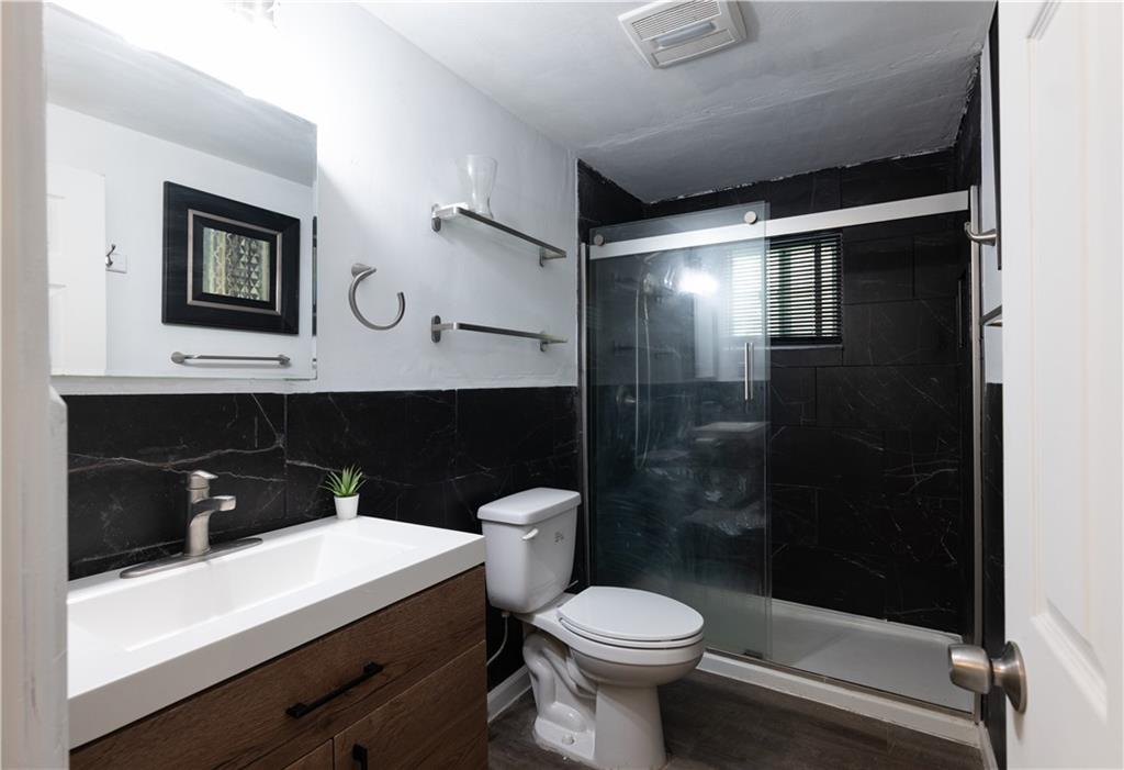 32 Brisk Avenue McKees Rocks, PA 15136 - Photo 12 of 38 Gallery Image 12