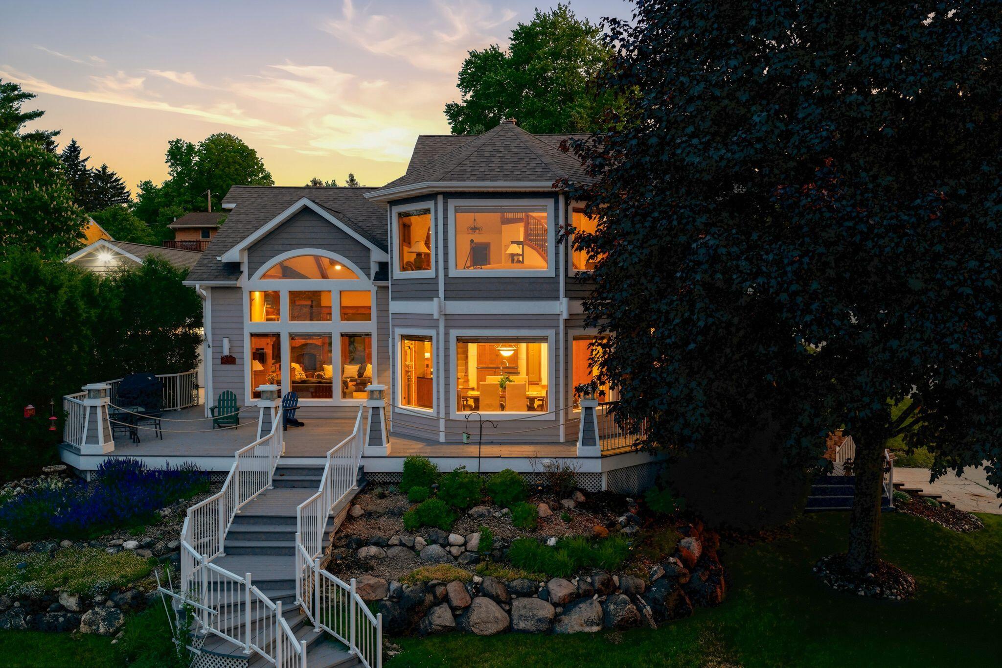 405 Lake Dr, Random Lake-35
