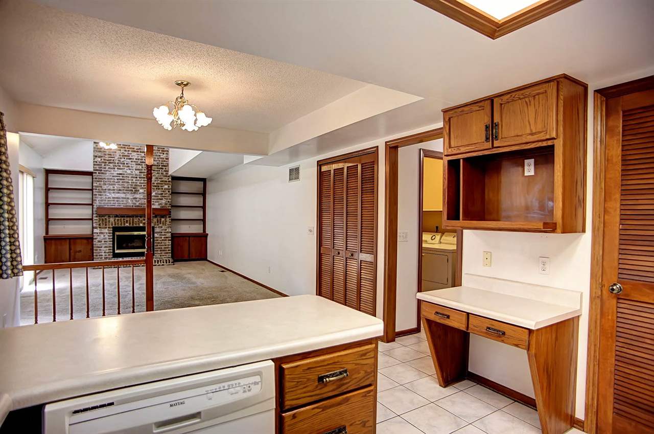 8330 Stand Ridge Run Fort Wayne, IN 46825 - Photo 13 of 32 Gallery Image 13