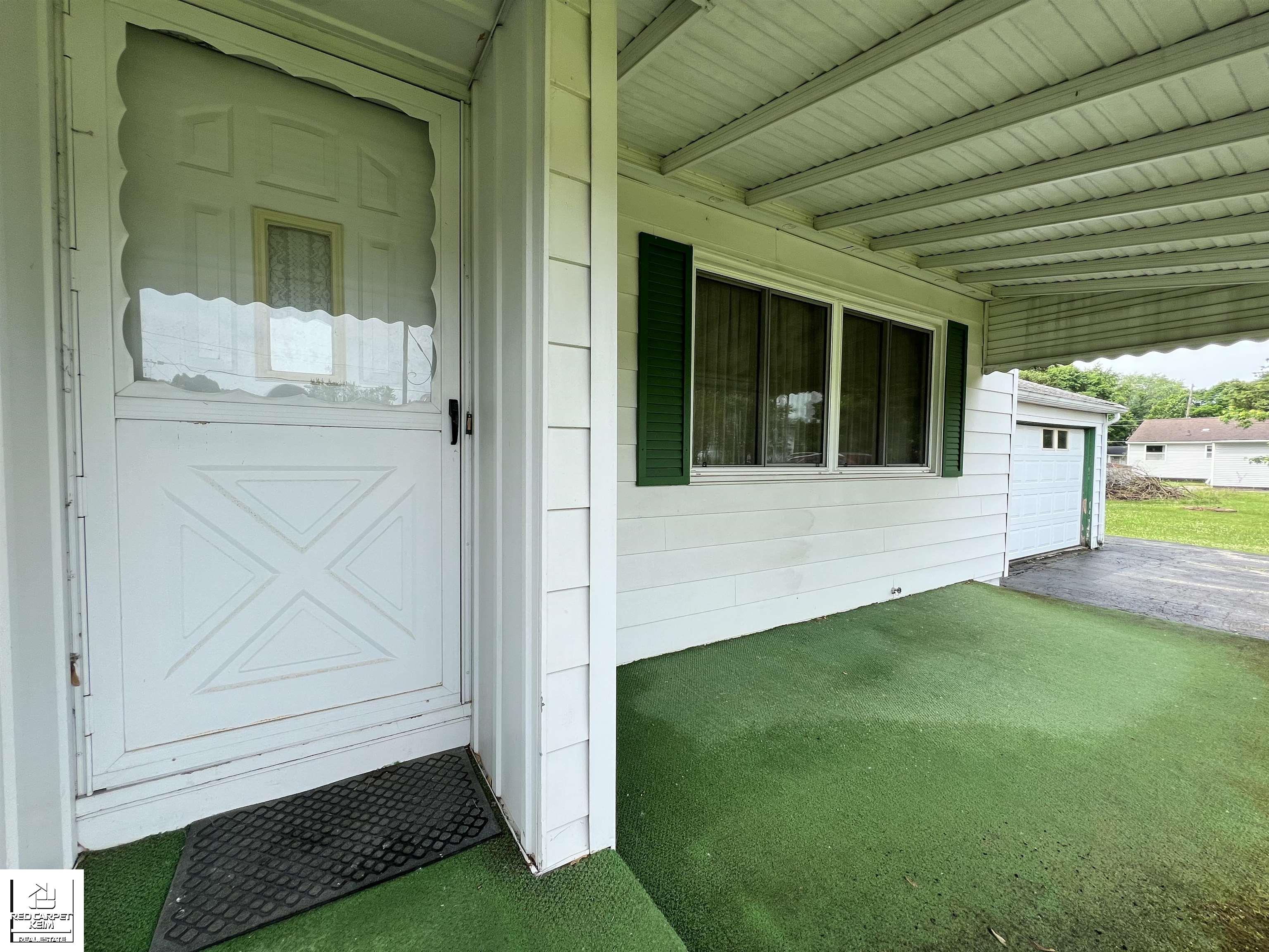 4292 Risedorph Street Burton, MI 48509 - Photo 29 of 30 50179257-68d2139b-6d8d-4a02-b125-be4a058bb06f.JPG