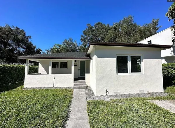 $3,600 | 4916 Washington Drive, Coral Gables, FL 33133