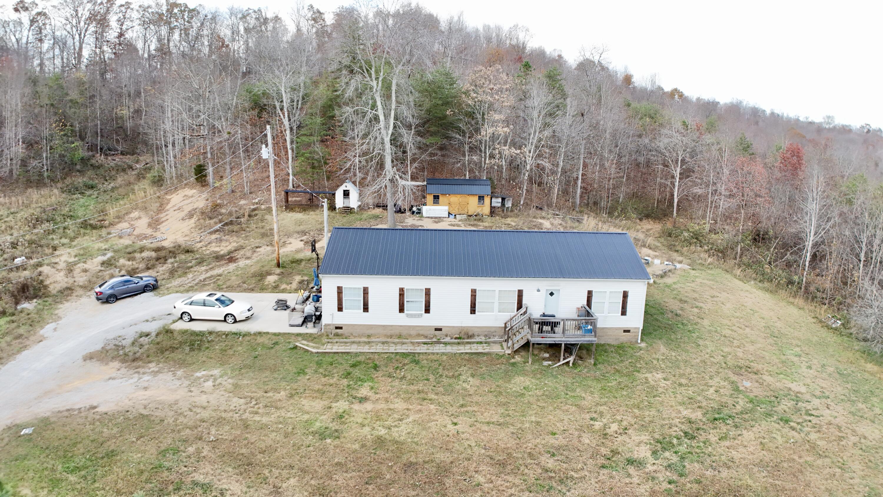 853 Harrod Branch Road London, KY 40741 - Photo 3 of 36 1