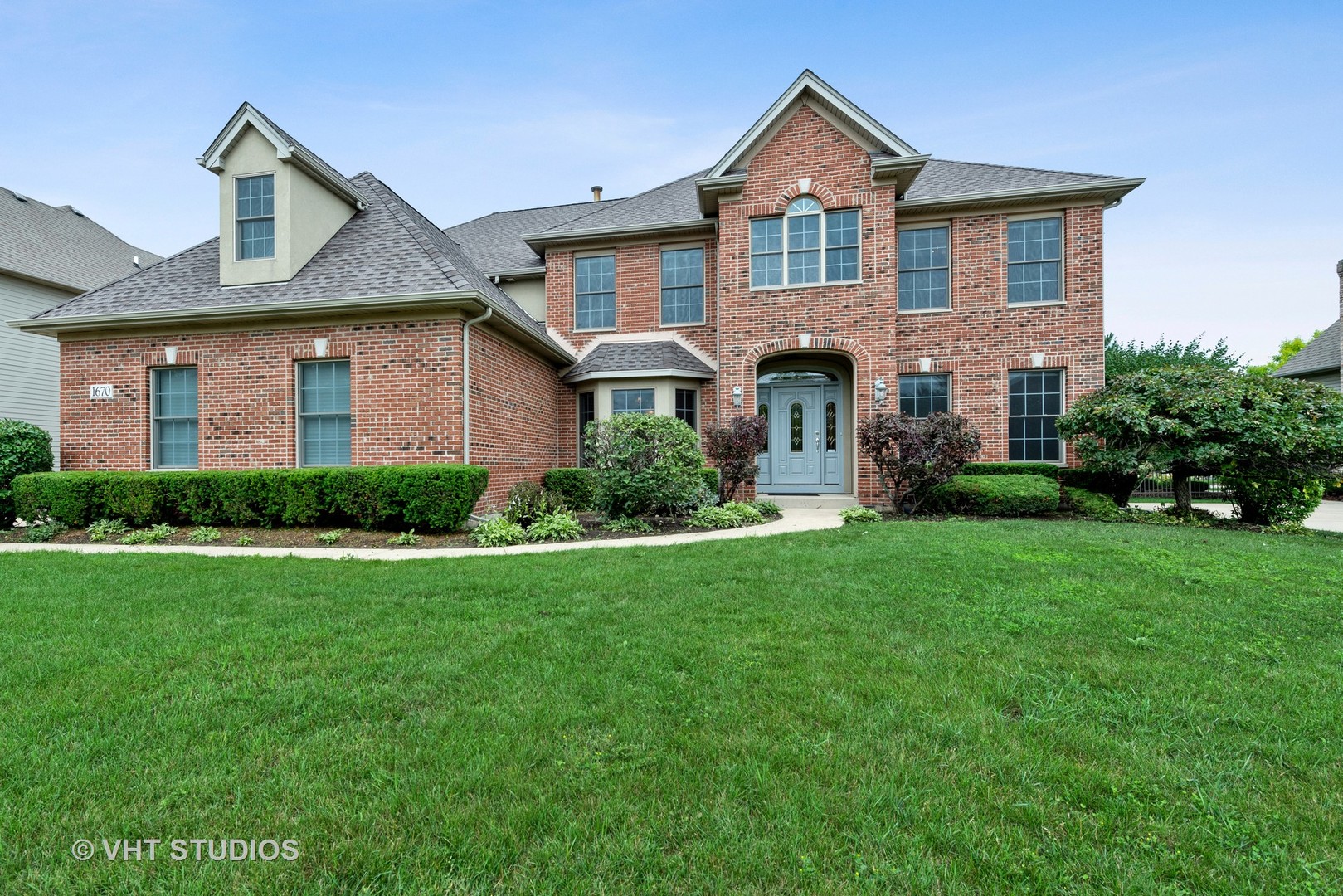 1670 Stone Ridge Lane Algonquin, IL 60102 - Photo 1 of 27 Gallery Image 1