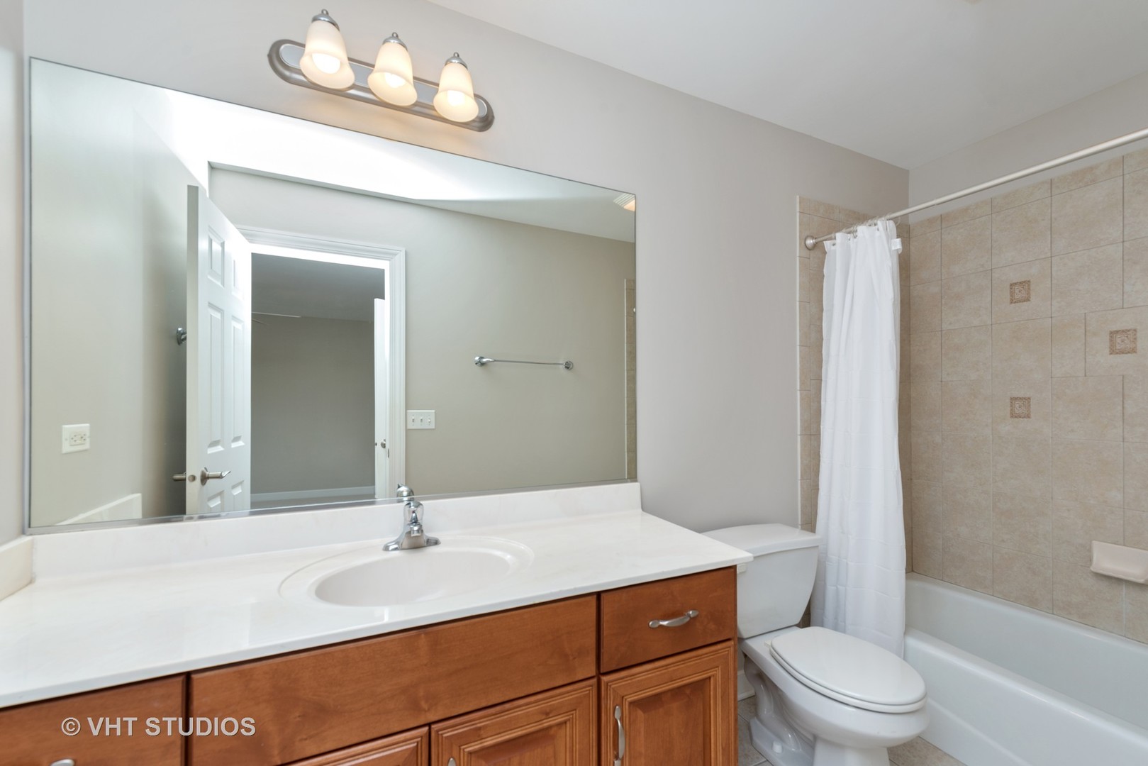 1670 Stone Ridge Lane Algonquin, IL 60102 - Photo 13 of 27 Gallery Image 13