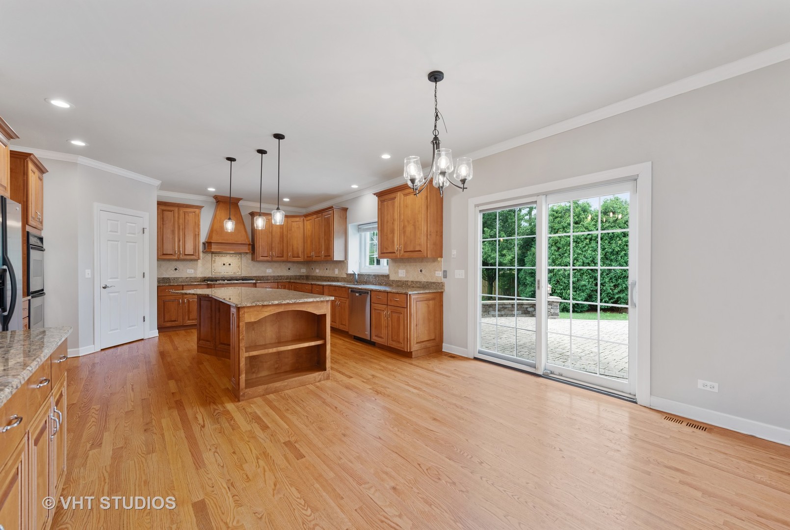 1670 Stone Ridge Lane Algonquin, IL 60102 - Photo 3 of 27 Gallery Image 3