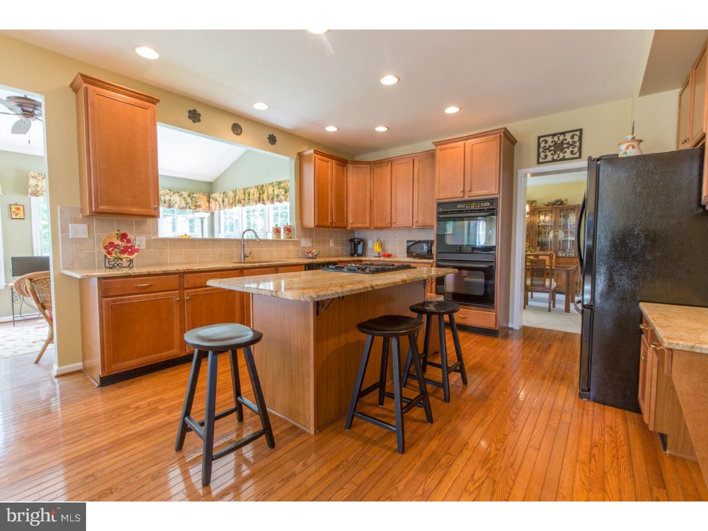 3637 Green Ridge Road Furlong, PA 18925 - Photo 11 of 25 Kitchen