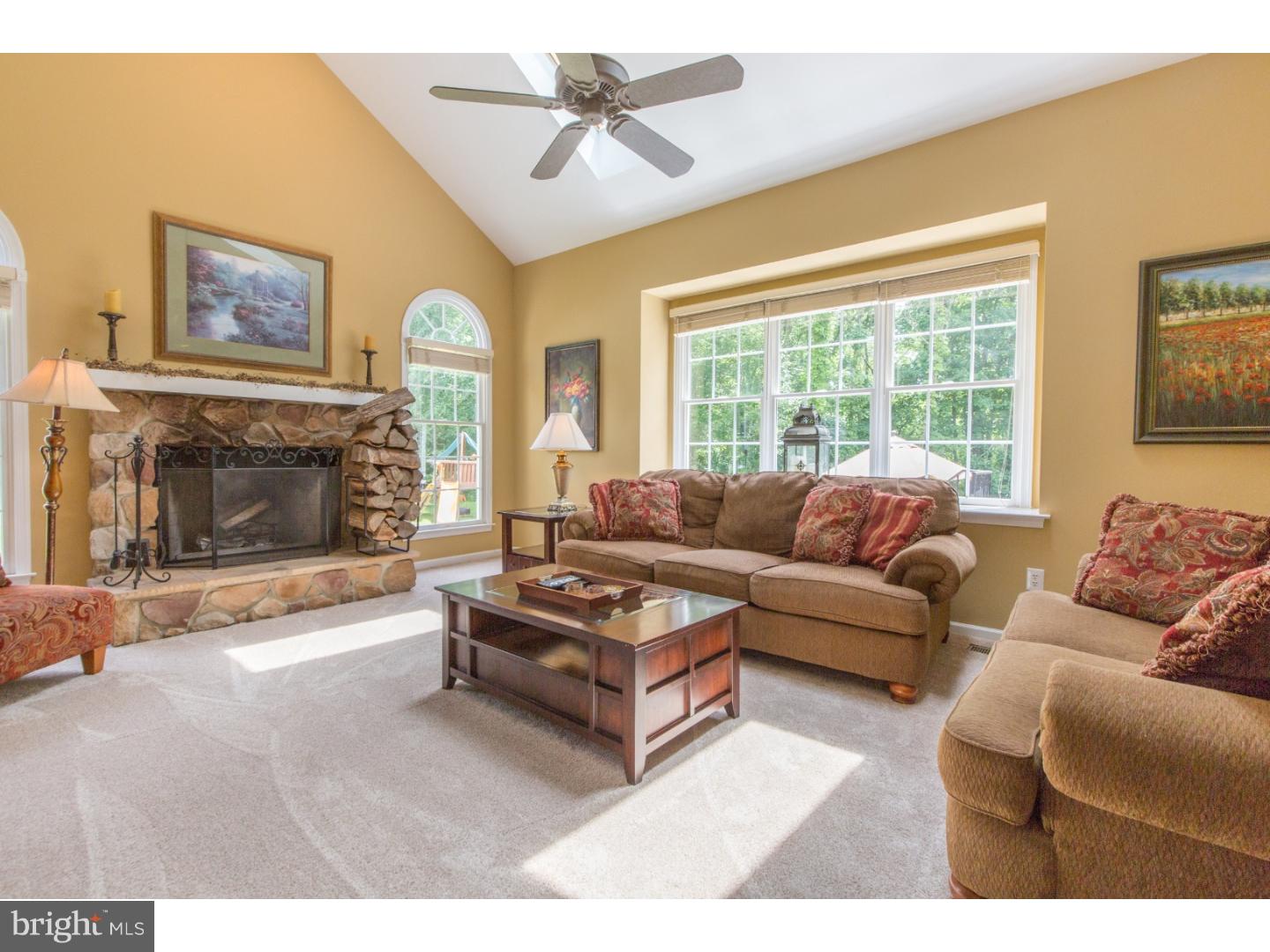 3637 Green Ridge Road Furlong, PA 18925 - Photo 15 of 25 Family Room