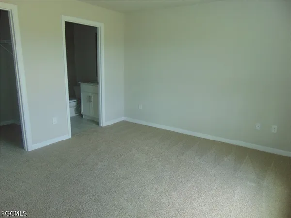 $2,200 | 7005 Calder Court, LaBelle, FL 33935