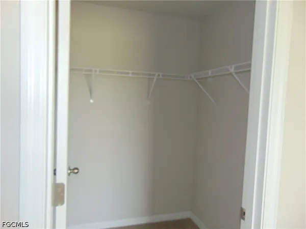 $2,200 | 7005 Calder Court, LaBelle, FL 33935