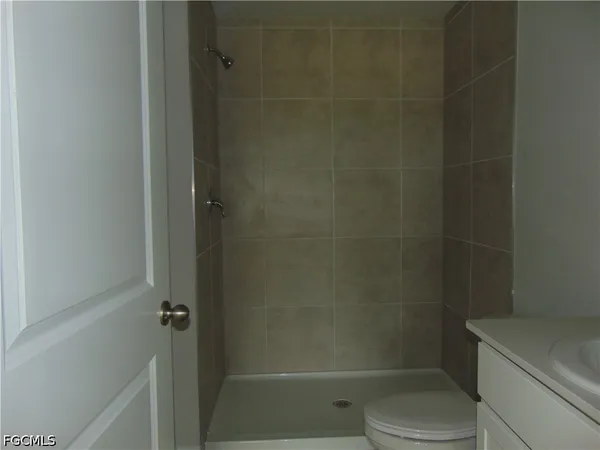 $2,200 | 7005 Calder Court, LaBelle, FL 33935