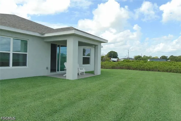 $2,200 | 7005 Calder Court, LaBelle, FL 33935