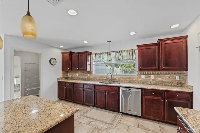 $465,000 | 4810 Endeavor Court, Milton, FL 32570
