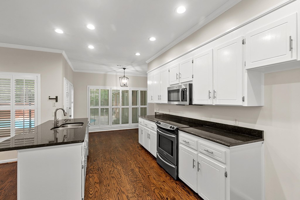 104 Sandy Springs Road Dothan, AL 36303 - Photo 8 of 59
