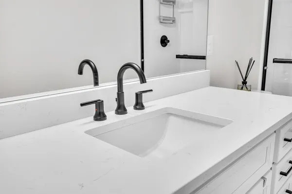 a close view of sink and tap