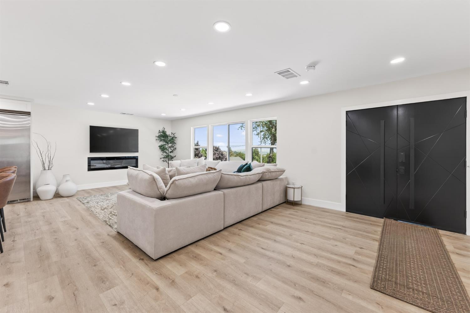 1543 Rancho View Drive Lafayette, CA 94549 - Photo 8 of 86
