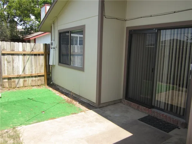 $1,425 | 723 Lincoln Avenue, College Station, TX 77840