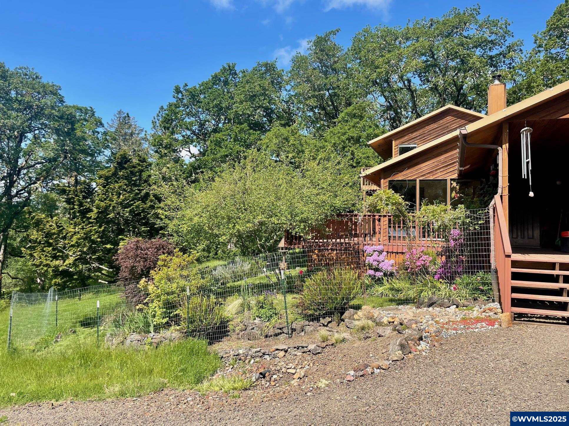 32320 Weldon Road Lebanon, OR 97355 - Photo 2 of 21